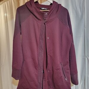 The North Face Women's Quilted Hooded Jacket - Burgandy